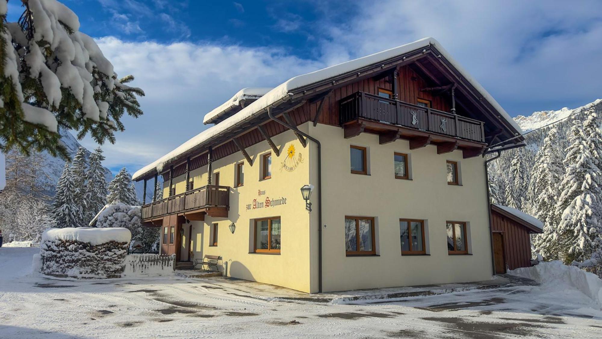 Alte Schmiede Hotel ลอยทัช ภายนอก รูปภาพ